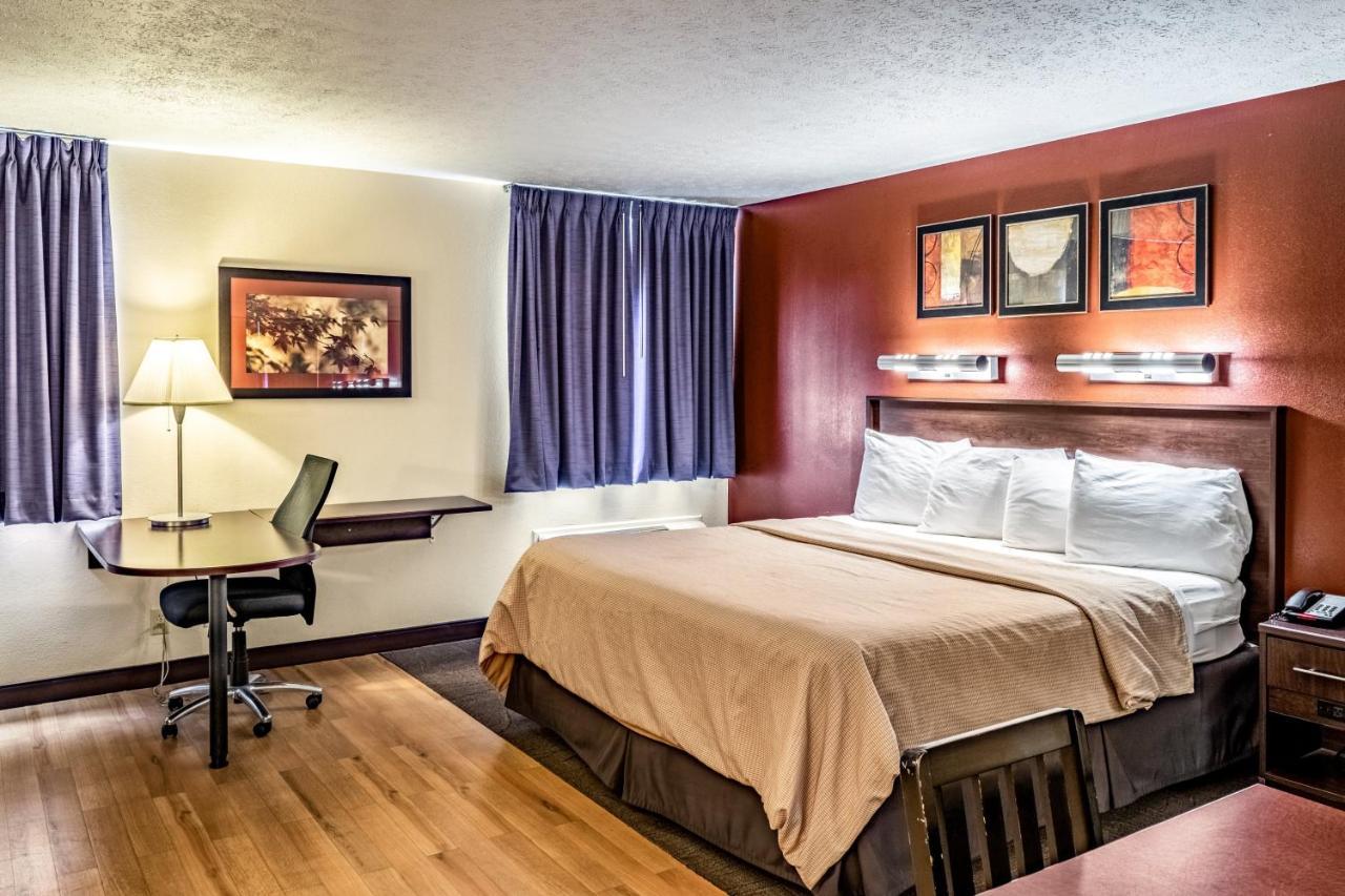 Red Roof Inn Columbus - Taylorsville Exteriér fotografie