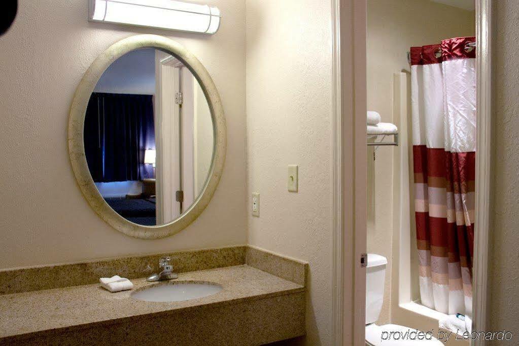 Red Roof Inn Columbus - Taylorsville Exteriér fotografie